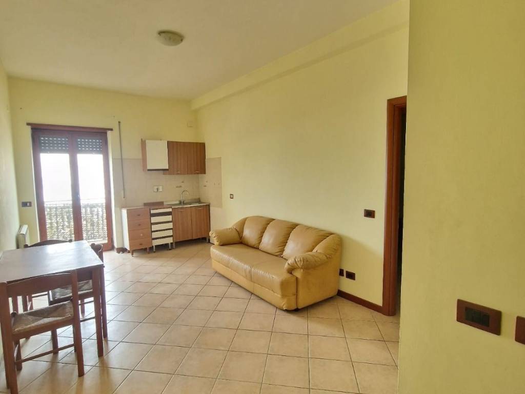 appartamento in vendita a Roma in zona Borghesiana