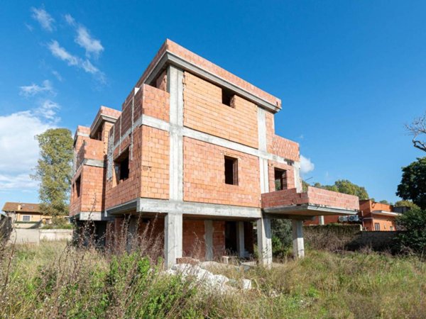 casa indipendente in vendita a Roma in zona Dragona/Bagnoletto