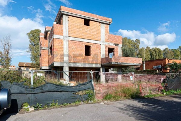 casa indipendente in vendita a Roma