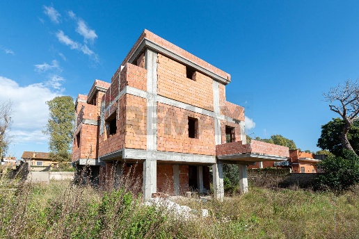 casa indipendente in vendita a Roma