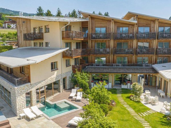 intera palazzina in vendita a Roma in zona Trastevere