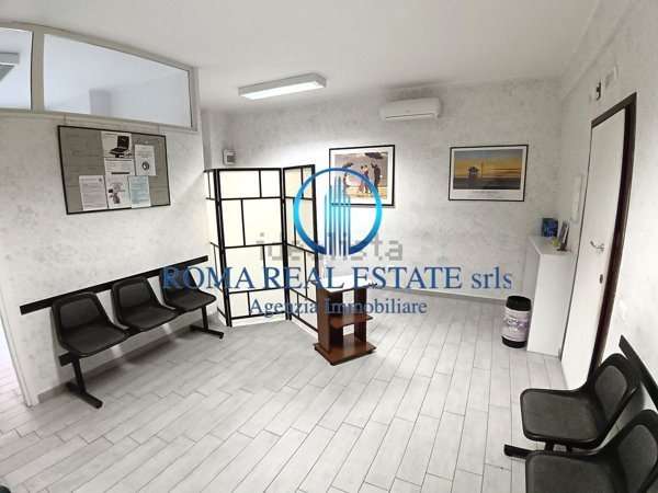 appartamento in vendita a Roma in zona Cinecittà