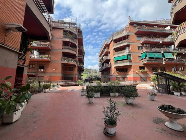 appartamento in vendita a Roma