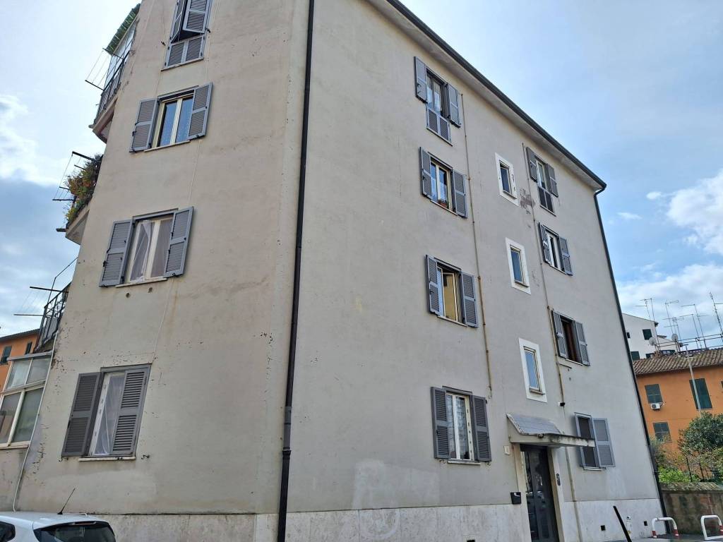appartamento in vendita a Roma in zona Collatino