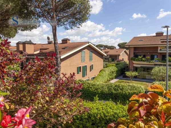 appartamento in vendita a Roma in zona Grottarossa