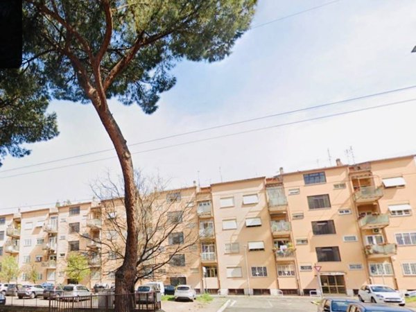 appartamento in vendita a Roma in zona Torre Maura