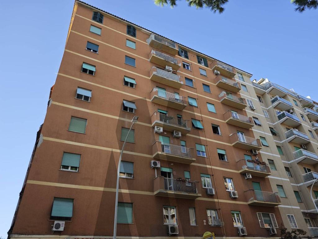 appartamento in vendita a Roma in zona Prenestino-Labicano