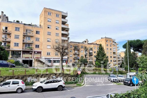 appartamento in vendita a Roma in zona Labaro