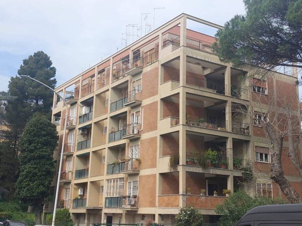 appartamento in vendita a Roma in zona Torrino
