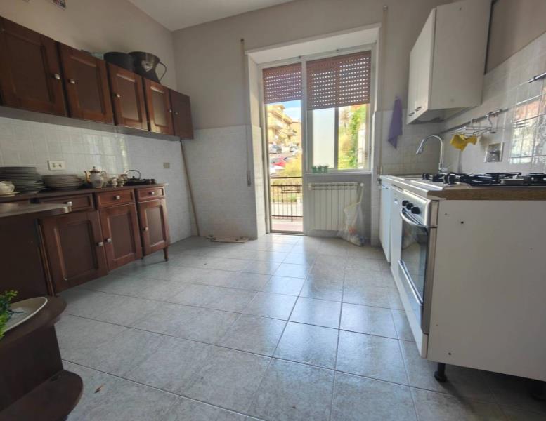 appartamento in vendita a Roma in zona Tor di Quinto