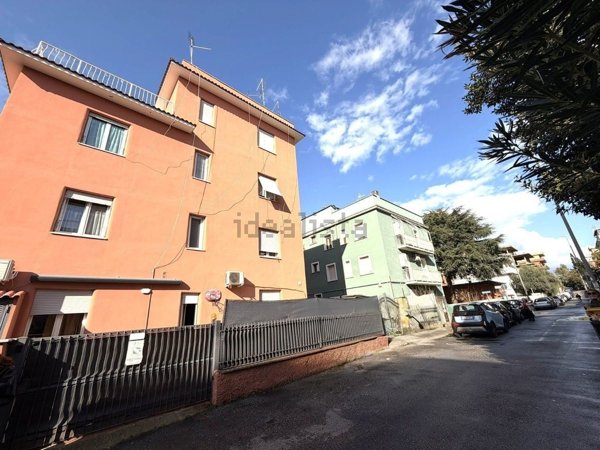 appartamento in vendita a Roma in zona Tor Vergata/Torrenova