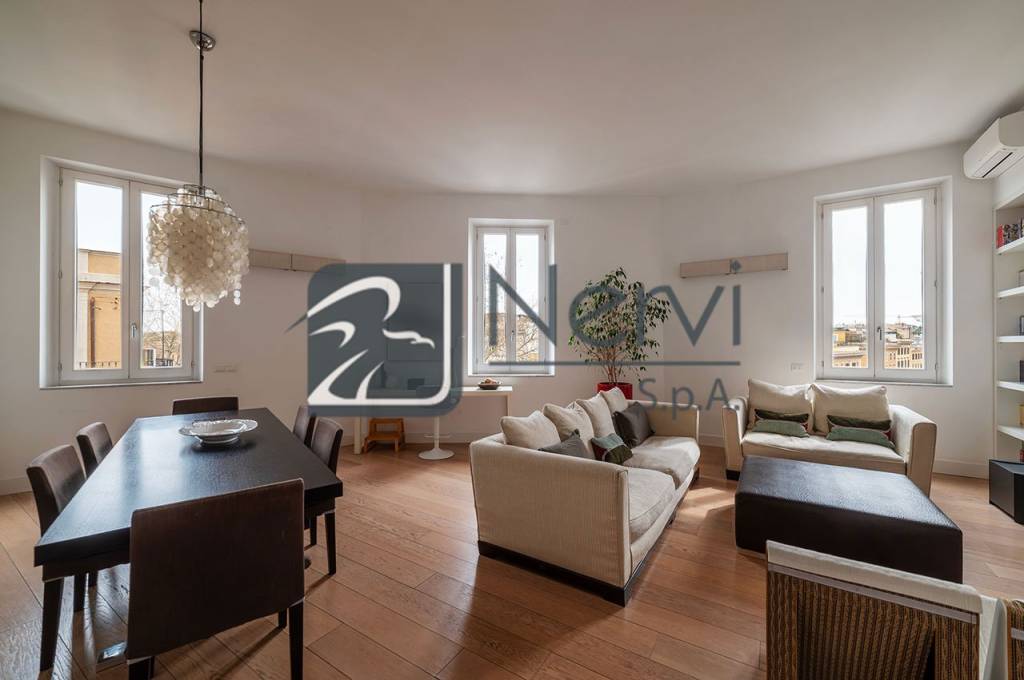 appartamento in vendita a Roma in zona Rione Prati