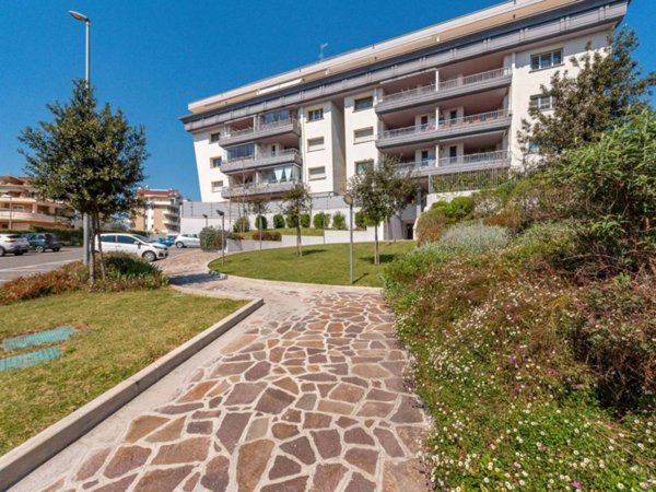 appartamento in vendita a Roma in zona Mezzocammino
