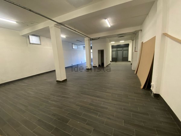 locale di sgombero in vendita a Roma