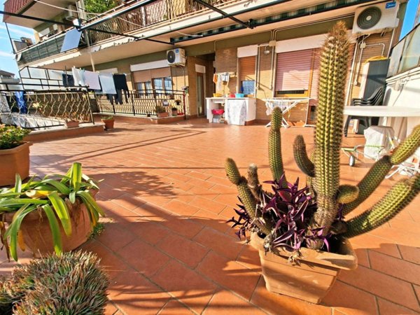 appartamento in vendita a Roma in zona Tuscolano