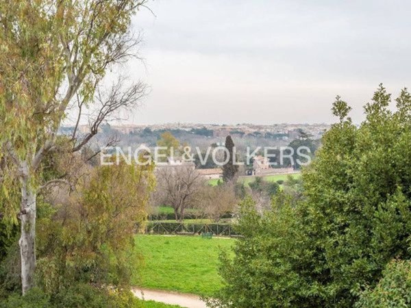 appartamento in vendita a Roma in zona Ardeatino