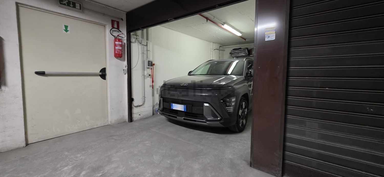 ufficio in vendita a Roma in zona Nomentano