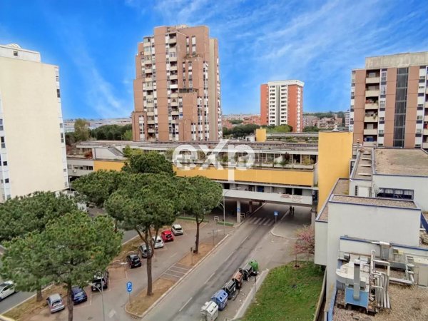 appartamento in vendita a Roma in zona EUR