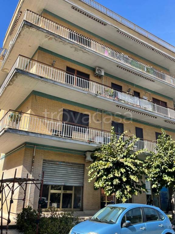 appartamento in vendita a Roma in zona Casalotti