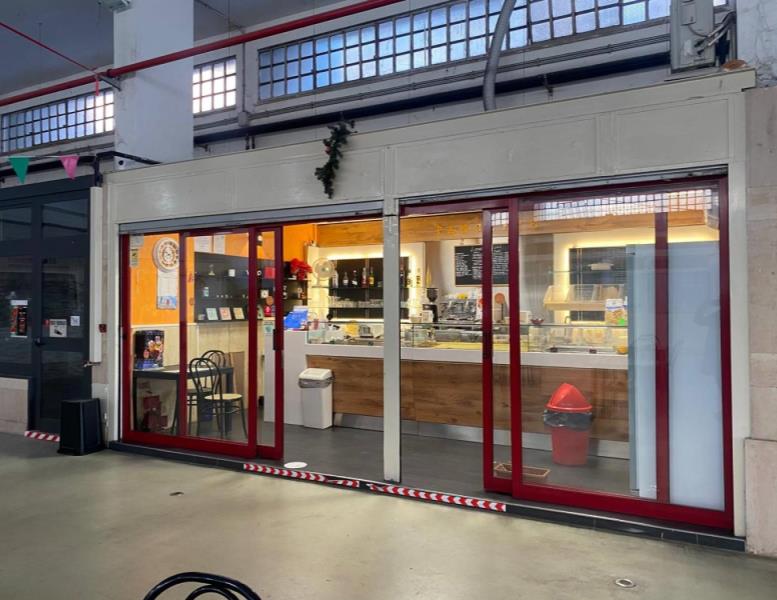 negozio in vendita a Roma in zona Collatino