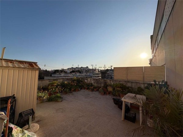 appartamento in vendita a Roma in zona Spinaceto