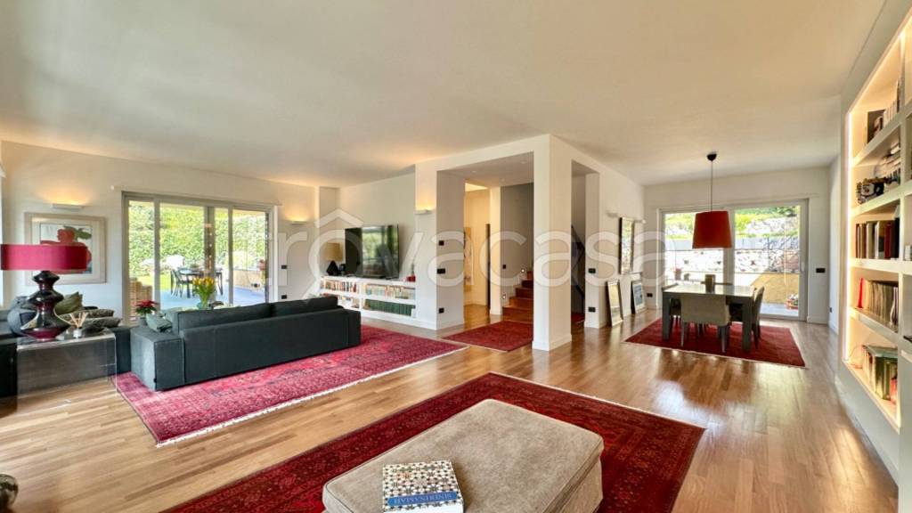 casa indipendente in vendita a Roma in zona Olgiata