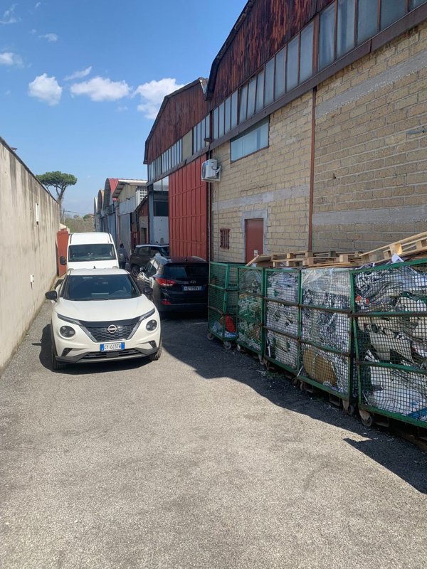 locale di sgombero in vendita a Roma