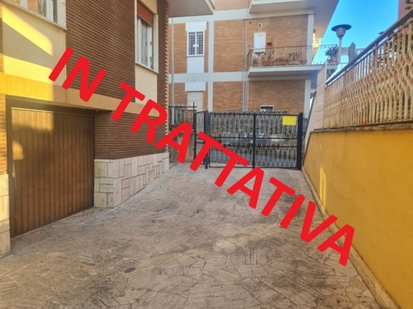 casa indipendente in vendita a Roma in zona Aurelio