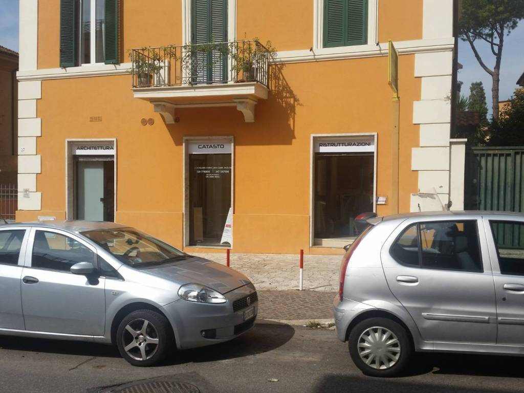 negozio in vendita a Roma in zona Trionfale