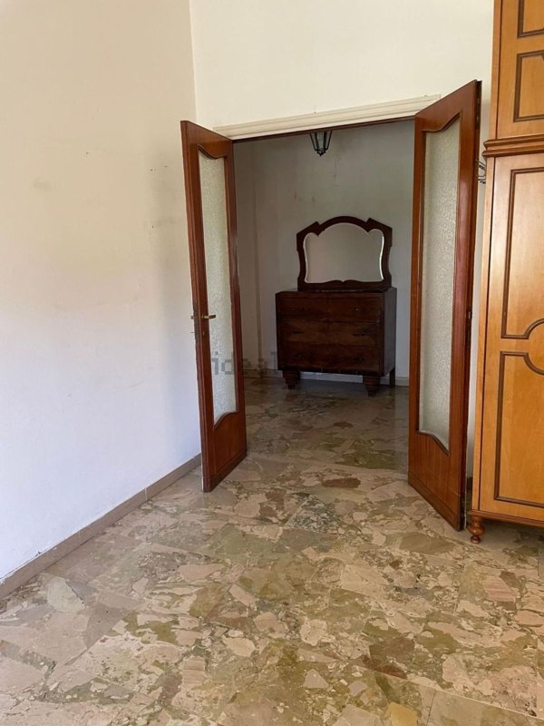 appartamento in vendita a Roma in zona Tomba di Nerone