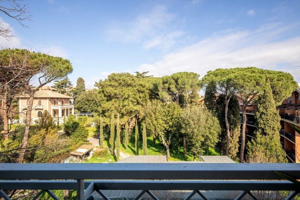 appartamento in vendita a Roma in zona Gianicolense