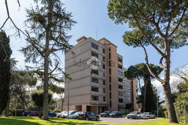 appartamento in vendita a Roma in zona Ardeatino