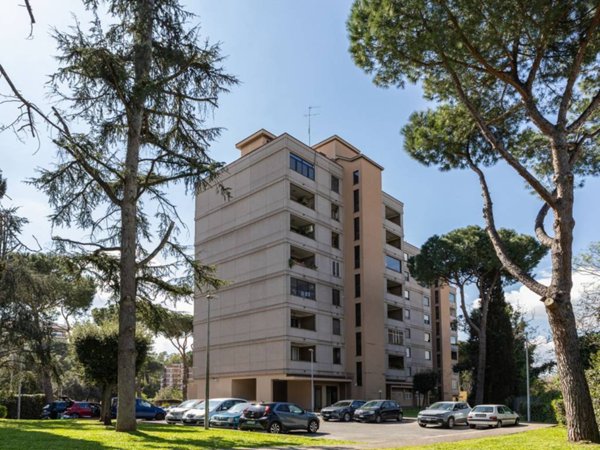 appartamento in vendita a Roma in zona Ardeatino
