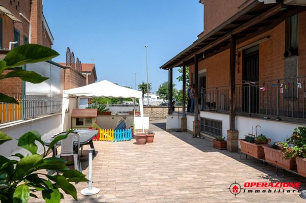 casa indipendente in vendita a Roma in zona Ottavia