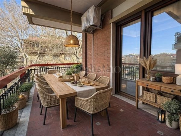 appartamento in vendita a Roma in zona Ostia