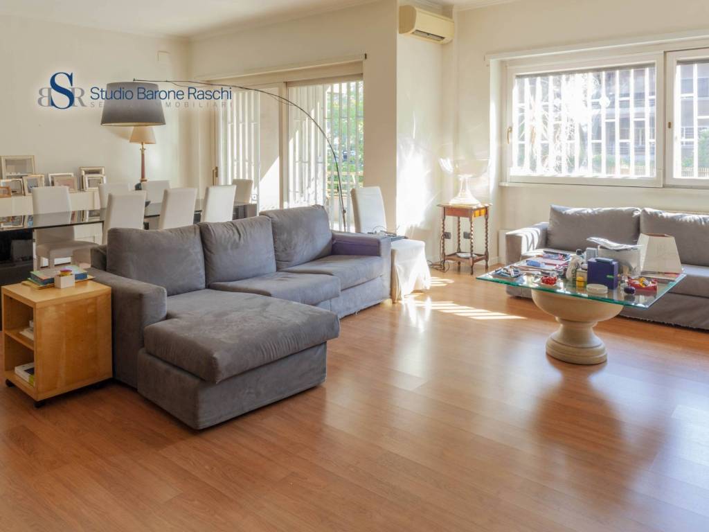 appartamento in vendita a Roma in zona Monte Sacro/Talenti