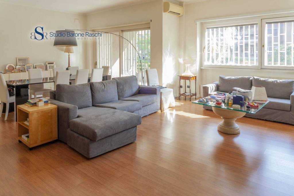 appartamento in vendita a Roma in zona Monte Sacro/Talenti