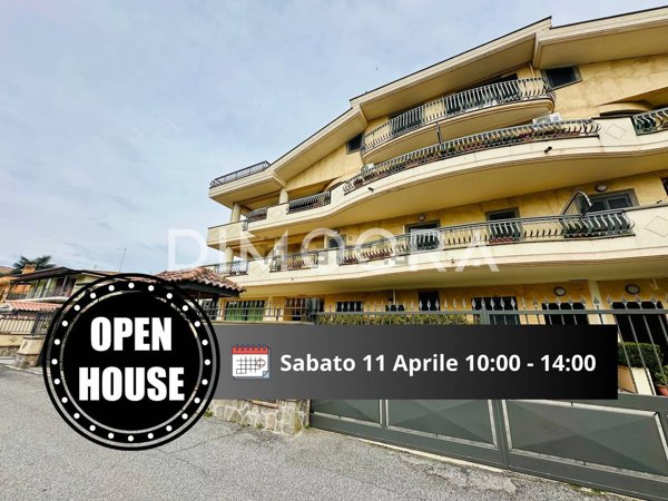 appartamento in vendita a Roma in zona Finocchio