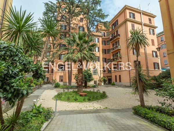 appartamento in vendita a Roma in zona Gianicolense