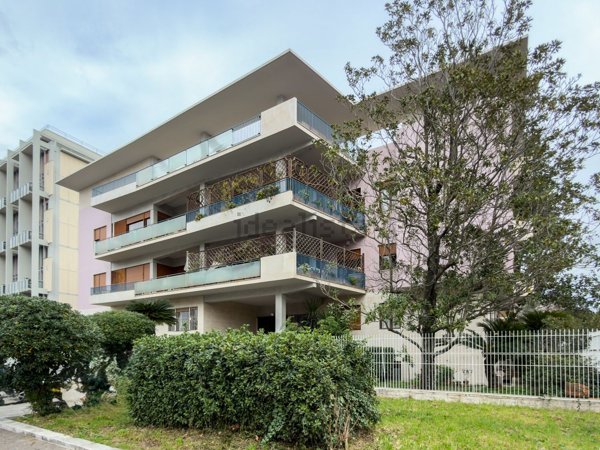 appartamento in vendita a Roma in zona EUR