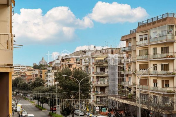 appartamento in vendita a Roma in zona Aurelio