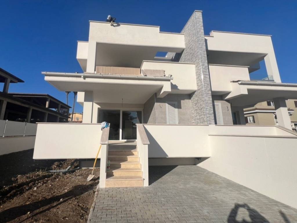 casa indipendente in vendita a Roma in zona Torrevecchia