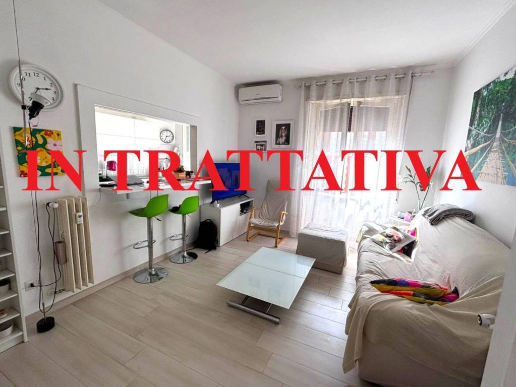 appartamento in vendita a Roma in zona Appio Latino