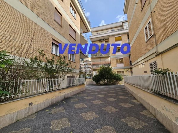 appartamento in vendita a Roma in zona Aurelio