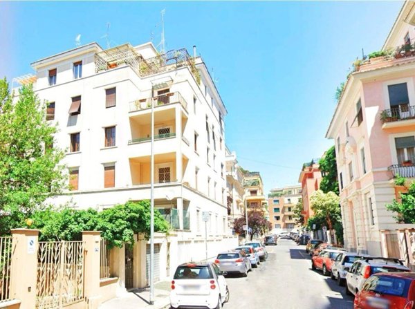 appartamento in vendita a Roma in zona Nomentano