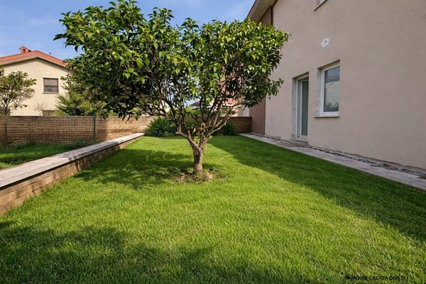 appartamento in vendita a Roma in zona Dragona/Bagnoletto