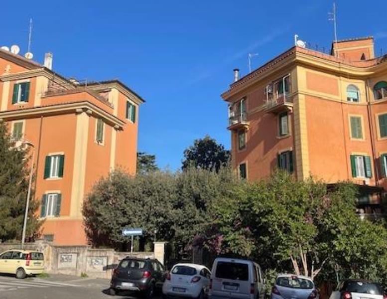 appartamento in vendita a Roma in zona Nomentano