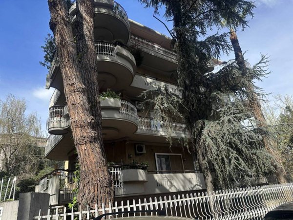 appartamento in vendita a Roma in zona Della Vittoria
