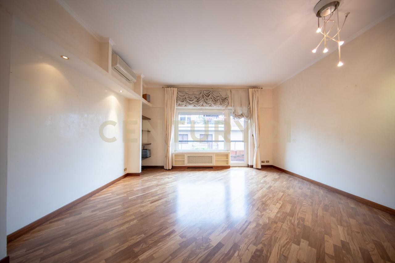 appartamento in vendita a Roma in zona Tor di Quinto