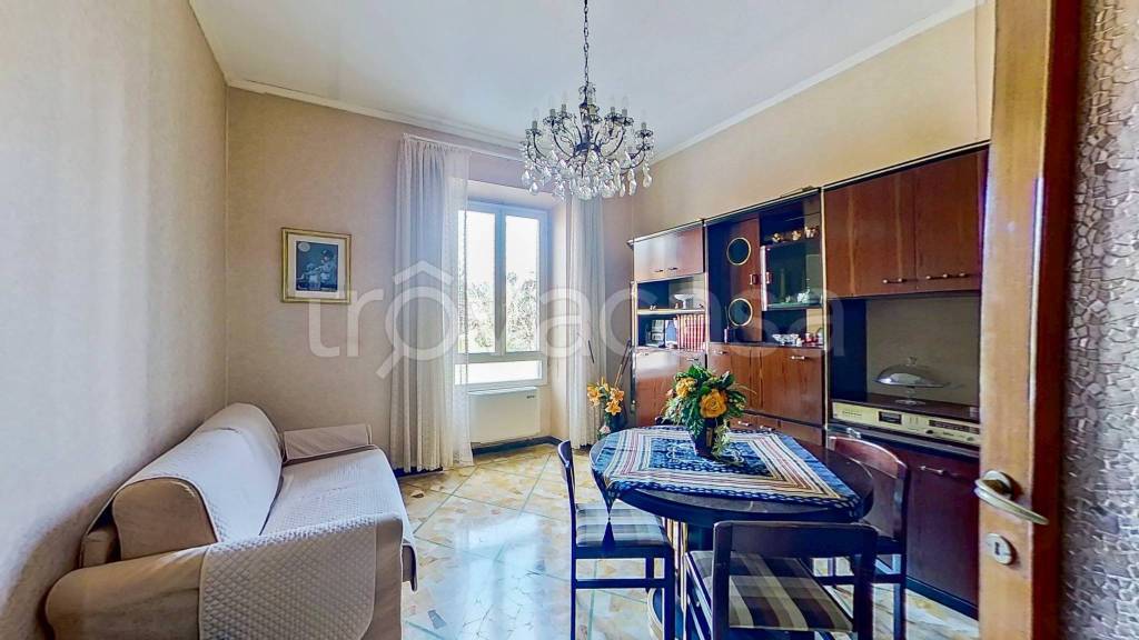 appartamento in vendita a Roma in zona Ostiense